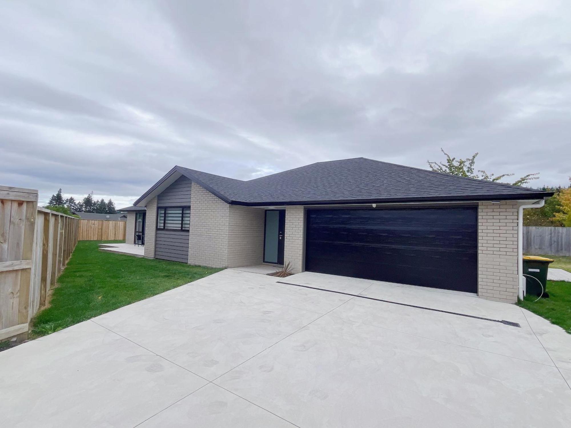 Rotorua Sunshine Brand New 4 Bedroom House Экстерьер фото